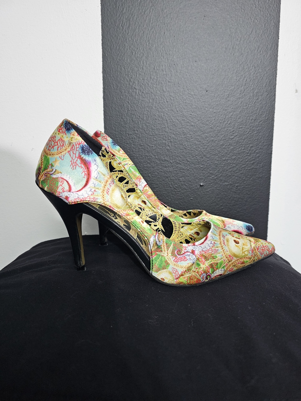 Skull And Satin Pumps